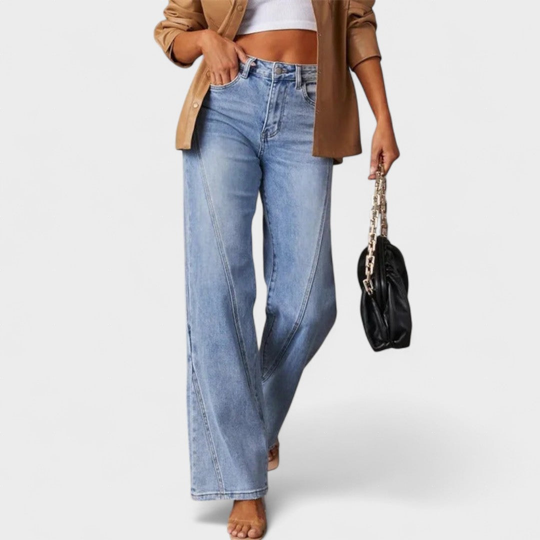 María™ | Jeans de Corte Flare