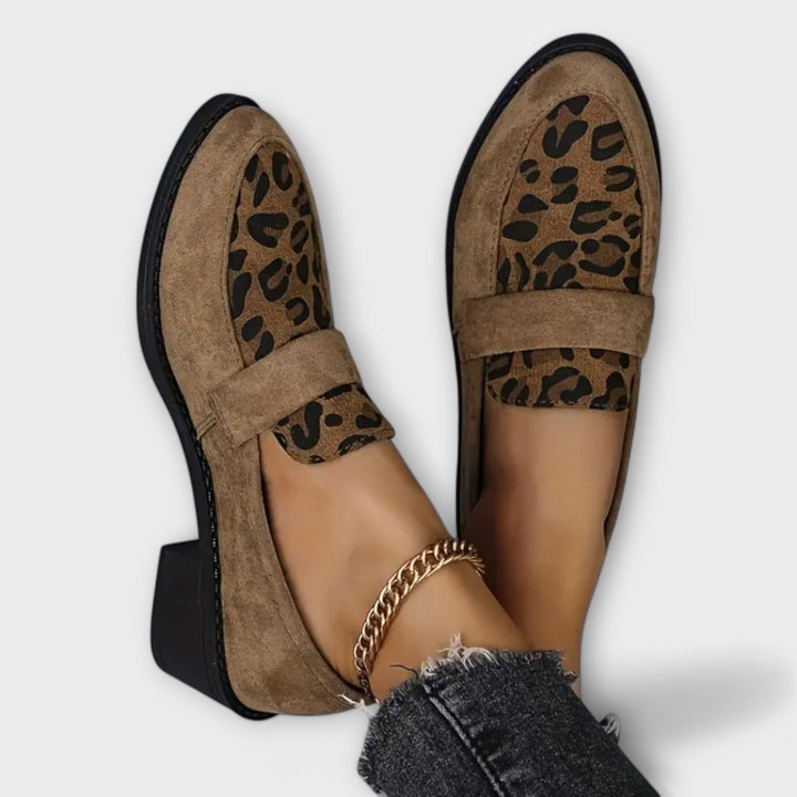 Aurora - Eleganckie damskie buty w panterkę