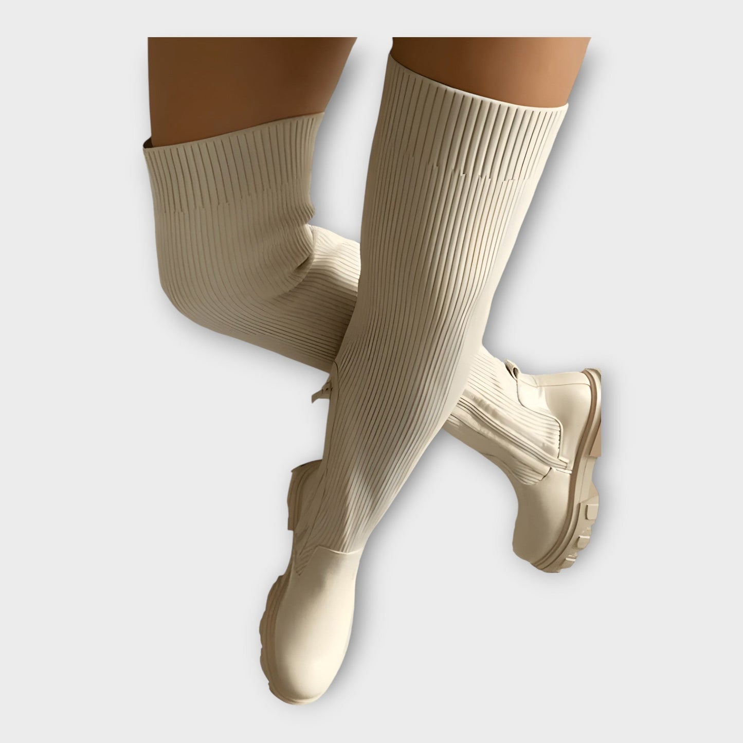 María | Botas Modernas Con Diseño Minimalista