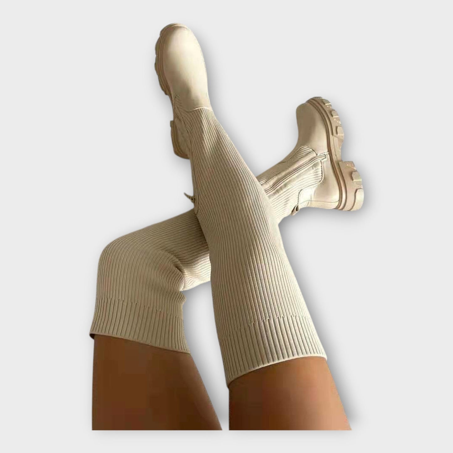 María | Botas Modernas Con Diseño Minimalista